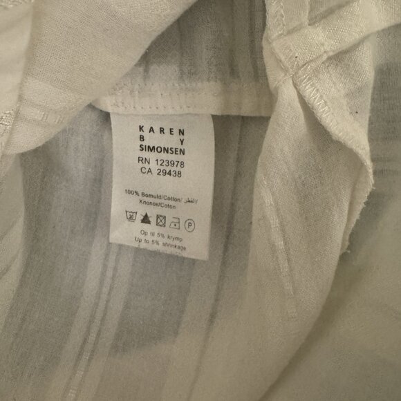 Karen By Simonsen White Cotton Blouse, Size XS, V-Neck, Short Sleeve, Lightweigh - Picture 5 of 9